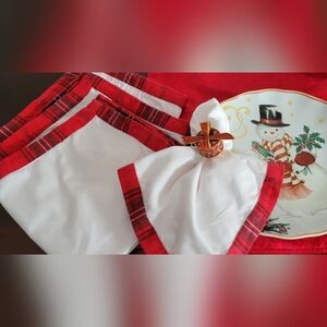 Williams Sonoma -Tartan Border Napkins (4)